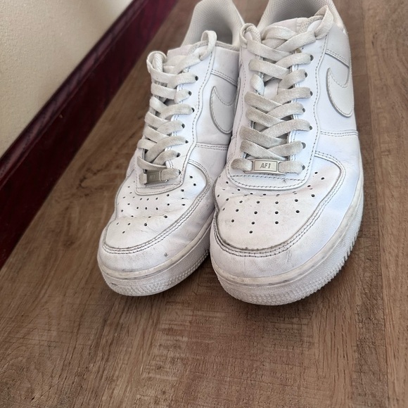 Nike AF1 size 9 - Picture 2 of 2
